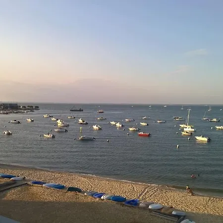 Apartment T2 Vue Au Port D'arcachon Arcachon